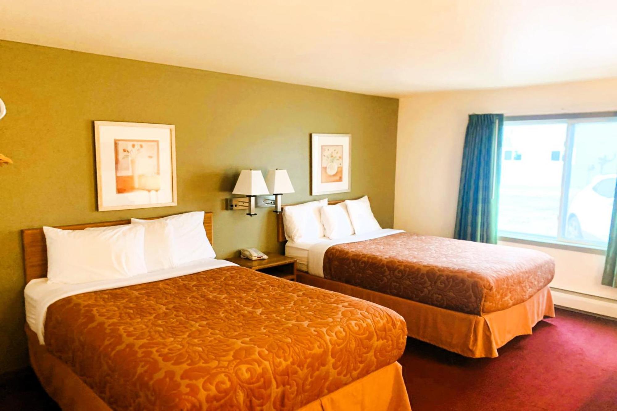 Love Hotels Staples By Oyo At Hwy 10 Mn Motley 외부 사진